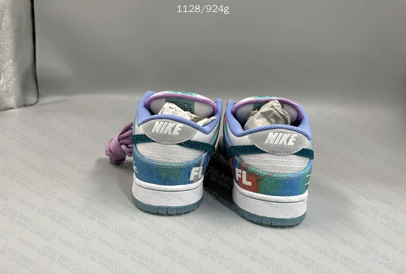 Dunk Futura Laboratories 3