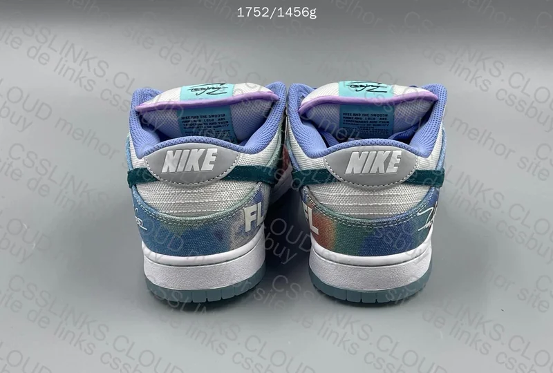 Dunk Futura Labs | M Batch