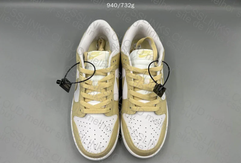 DUNK Gold and White 3