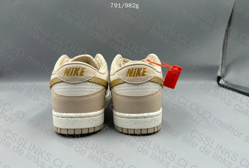 Dunk Gold swoosh 8