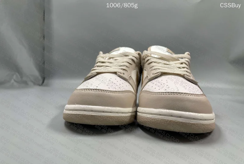 Dunk Golden Swoosh 3