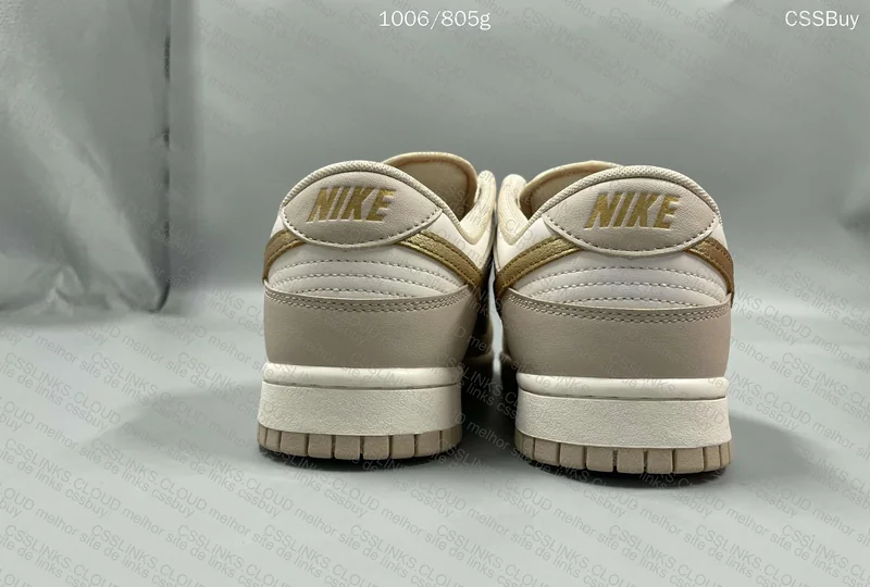 Dunk Golden Swoosh 4