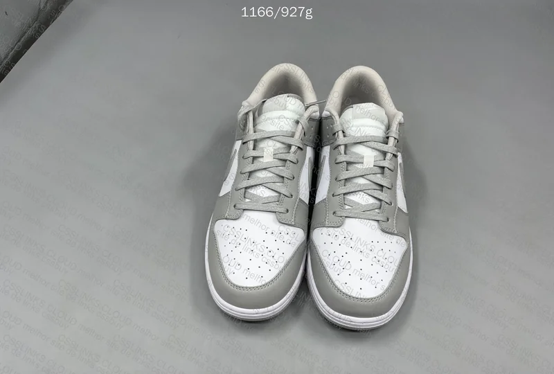 DUNK GREY FOG
