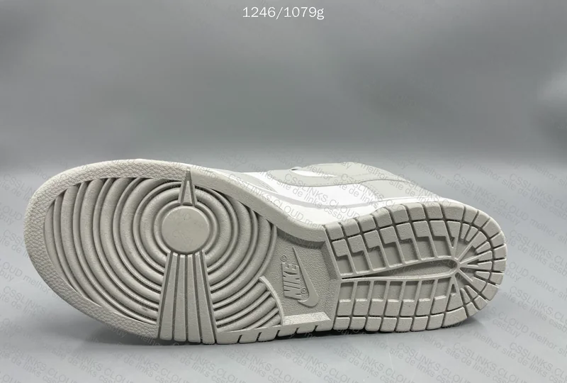 Dunk grey fog