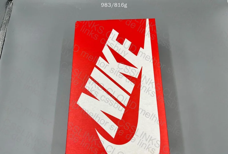 Dunk Gym Red White M Batch 8