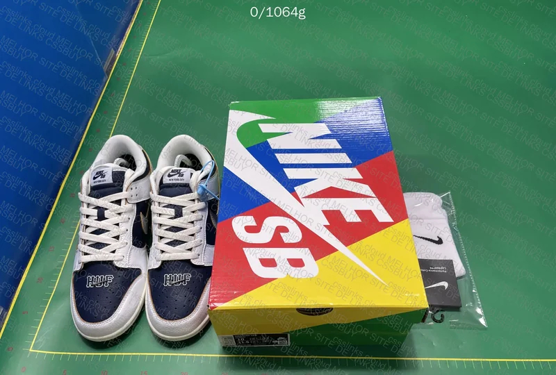Dunk HUF New York City 5