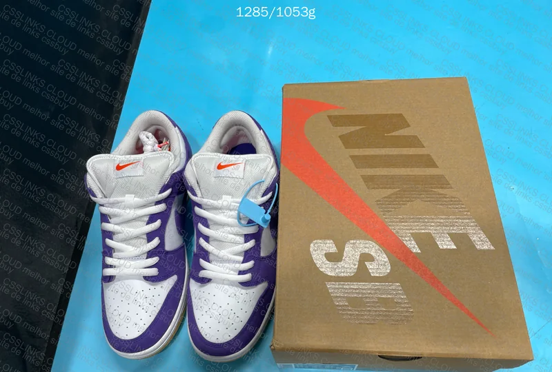 Dunk ISO Purple - OVO SNKRS 3