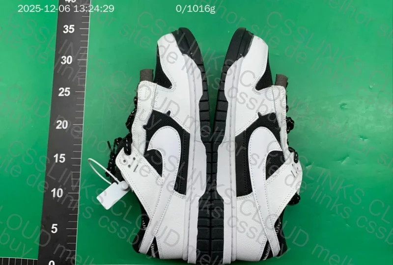 Dunk Jumbo Reverse Panda