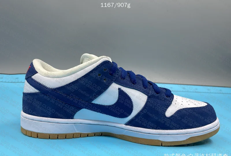 Dunk LA Dodgers (Defect?) 3