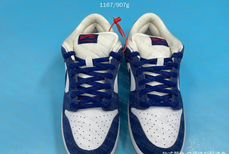 Dunk LA Dodgers (Defect?) 4