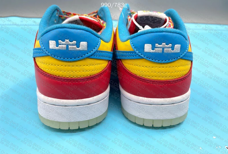 Dunk Lebron James Fruity Pebbles 3