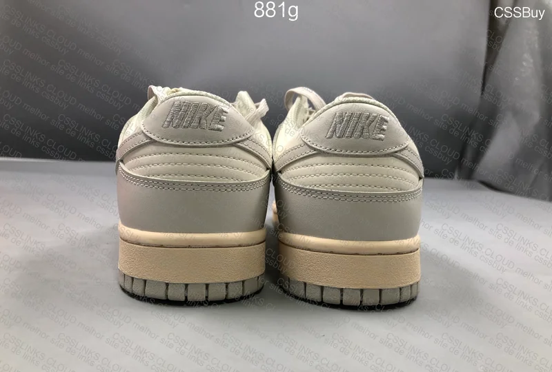 Dunk Light Bone 3