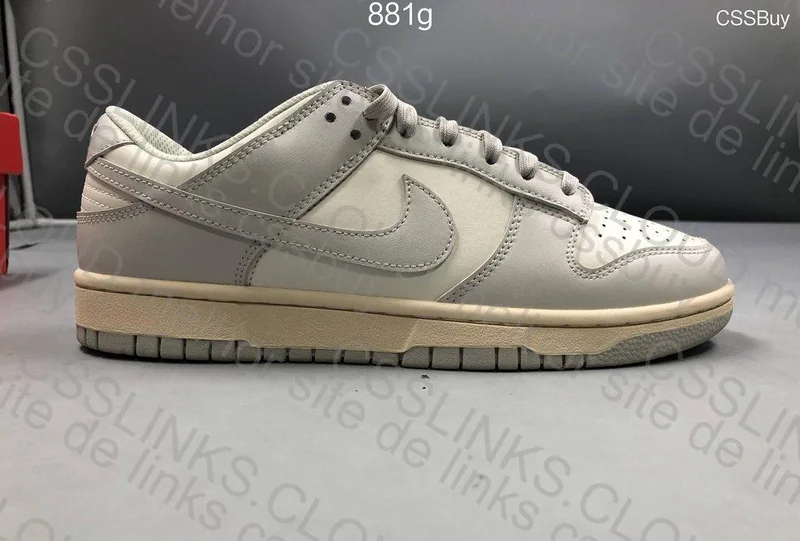 Dunk Light Bone 4