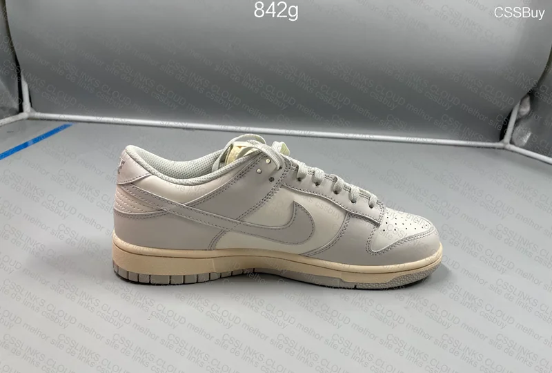 Dunk Light Bone 2