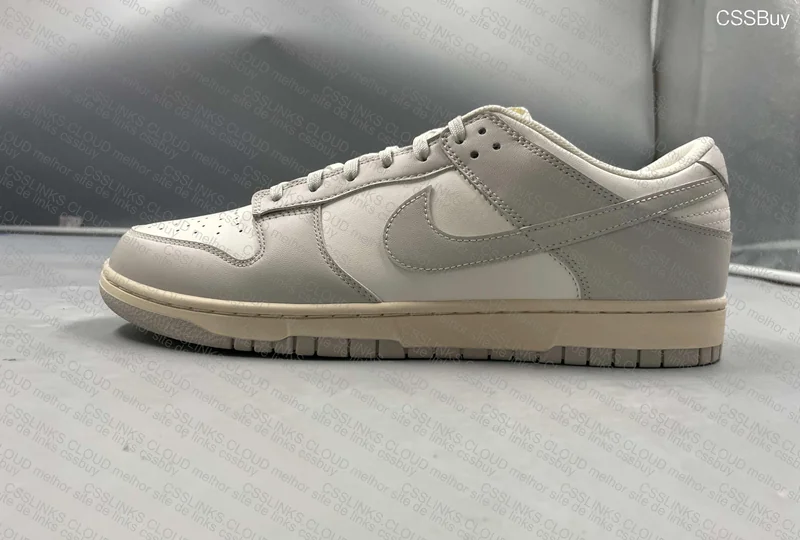 Dunk Light Bone 3