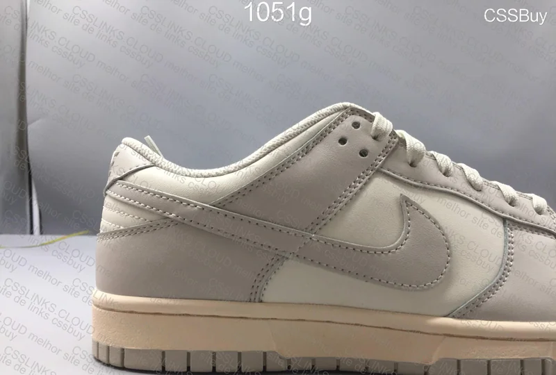 Dunk Light Bone 3