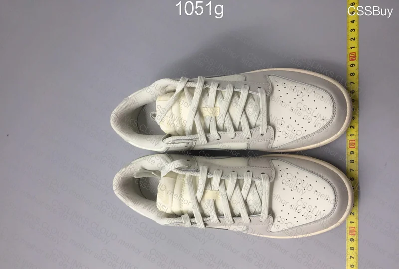 Dunk Light Bone 4