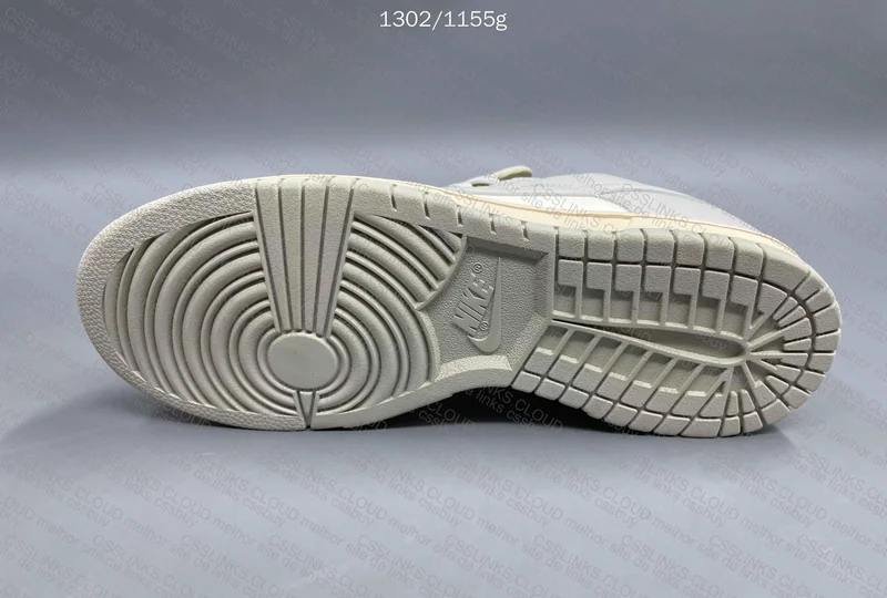 Dunk Light Bone 10