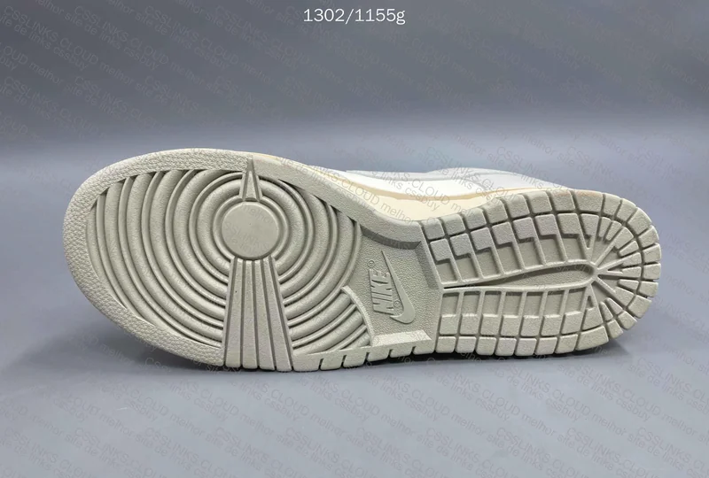 Dunk Light Bone 6