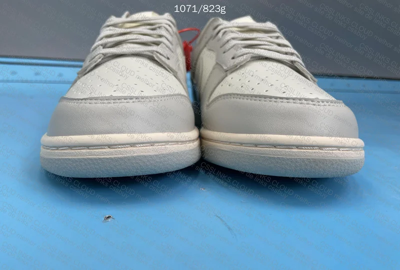 Dunk Light Bone 2