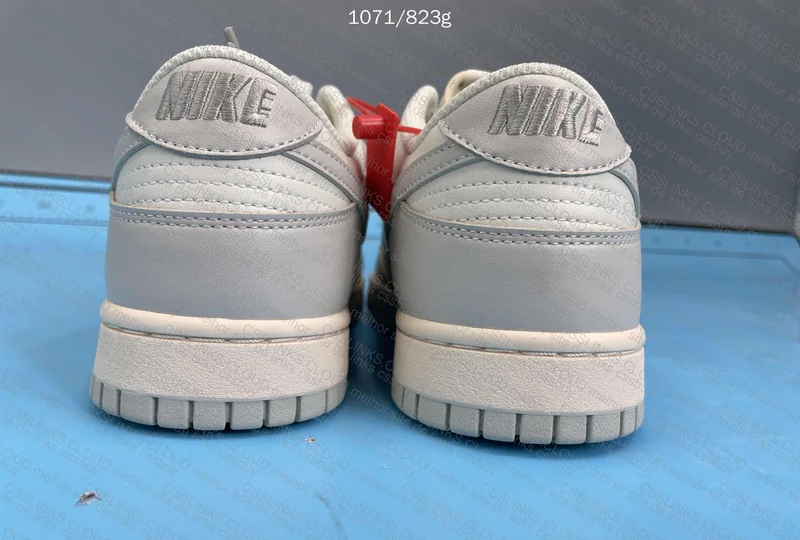 Dunk Light Bone 3