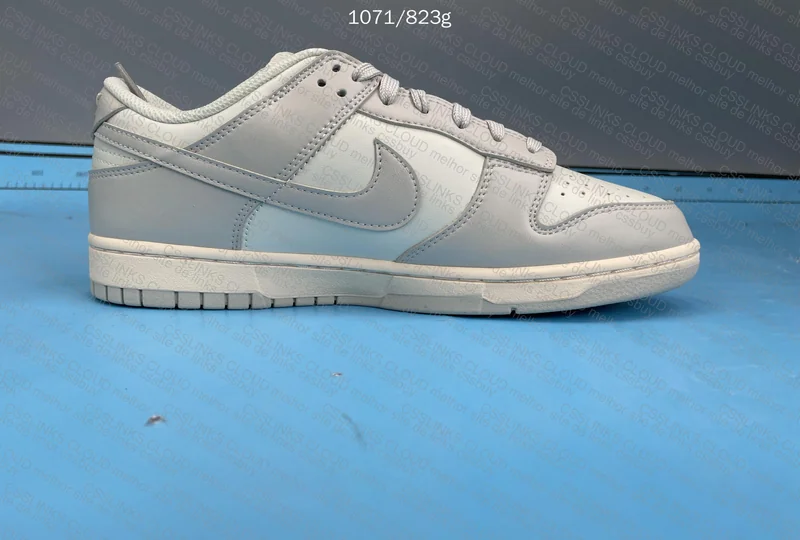 Dunk Light Bone 7