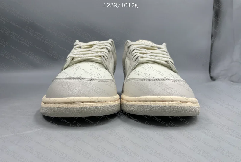 Dunk Light Bone 99Y 5