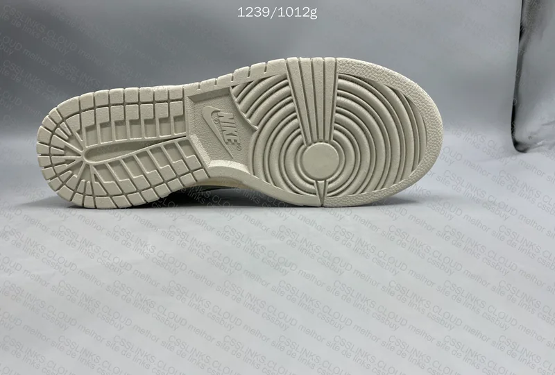 Dunk Light Bone 99Y 6