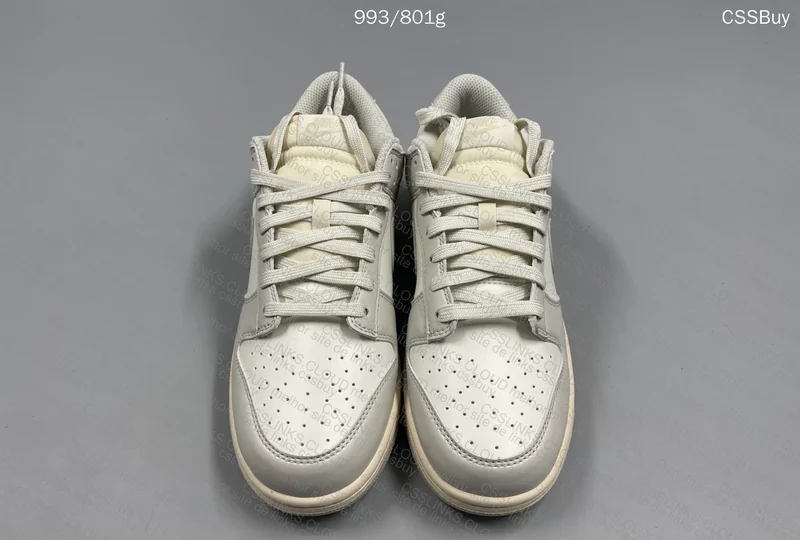 Dunk Light Bone GL?