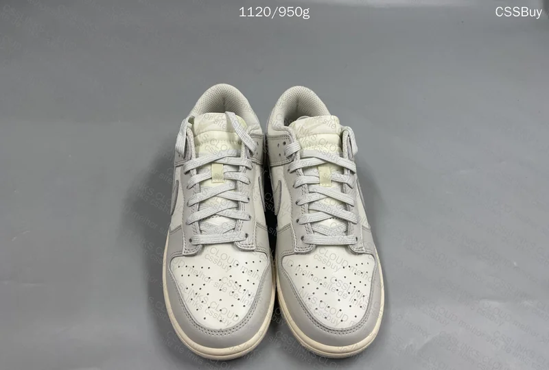 Dunk Light Bone M Batch