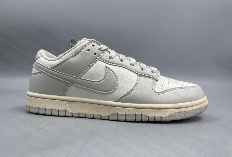 Dunk Light Bone VT 5