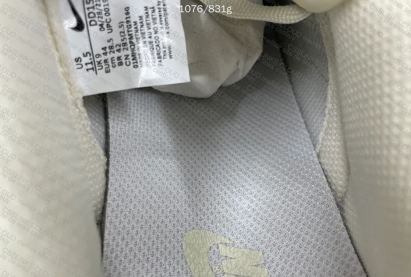 Dunk Light Bone VT 5