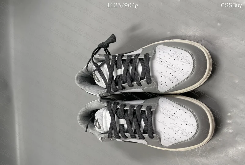 Dunk light smoke grey 3
