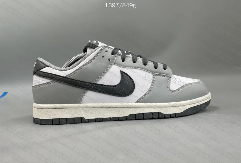 Dunk Light Smoke Grey 7