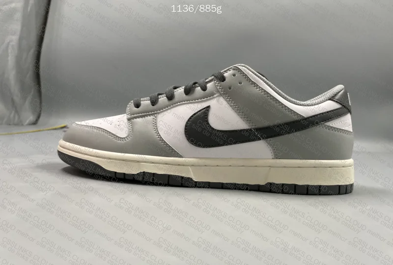Dunk light smoke grey 8