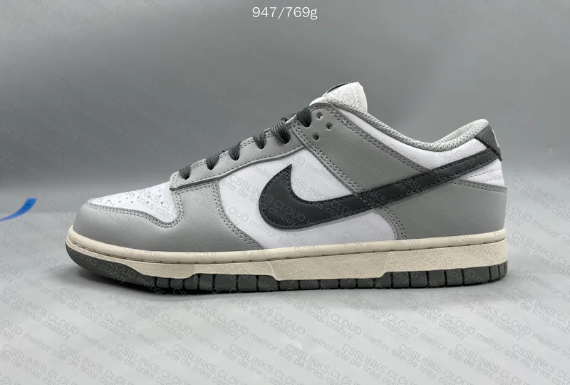 Dunk light smoke grey 3
