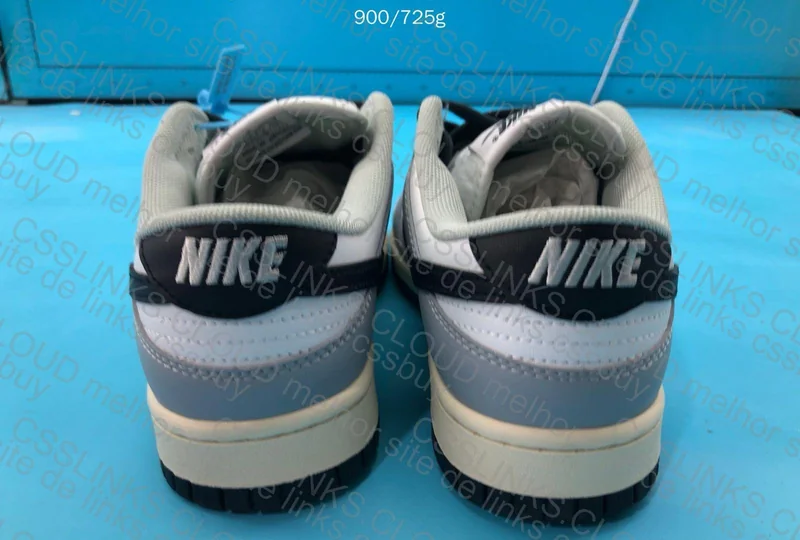 Dunk Light Smoke Grey 10