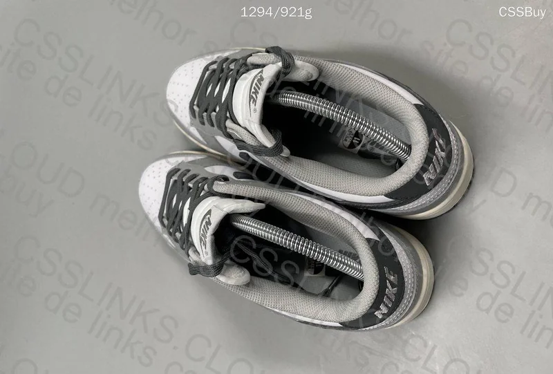 DUNK LIGHT SMOKE GREY M BATCH