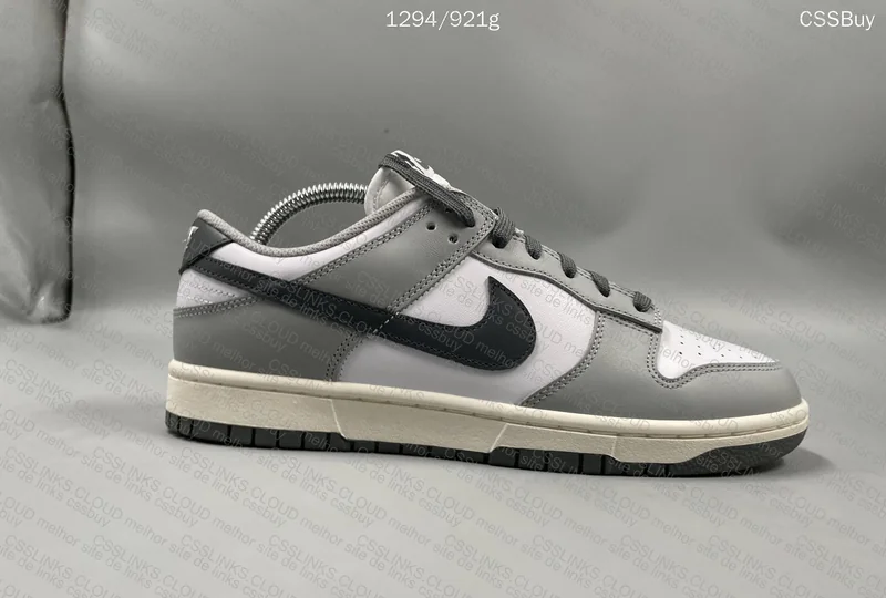 DUNK LIGHT SMOKE GREY M BATCH 4