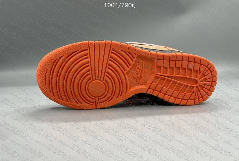 Dunk Lobster 79y 4
