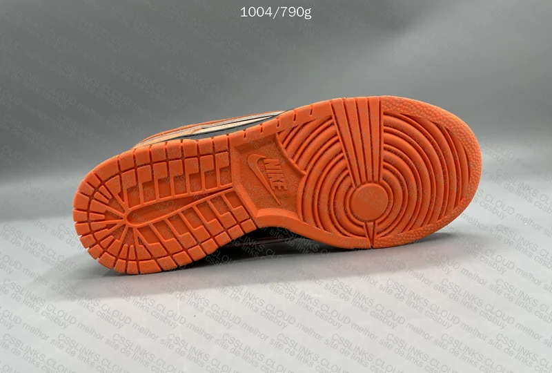 Dunk Lobster 79y 8