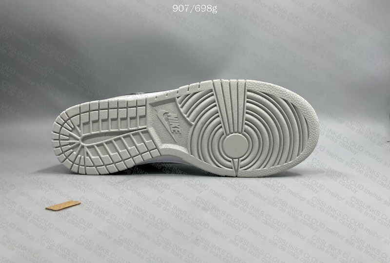 Dunk Lottery Grey