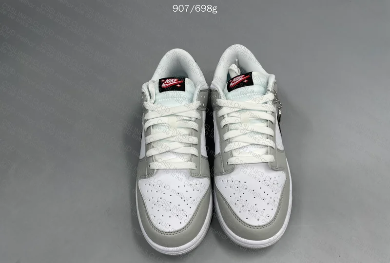 Dunk Lottery Grey 2