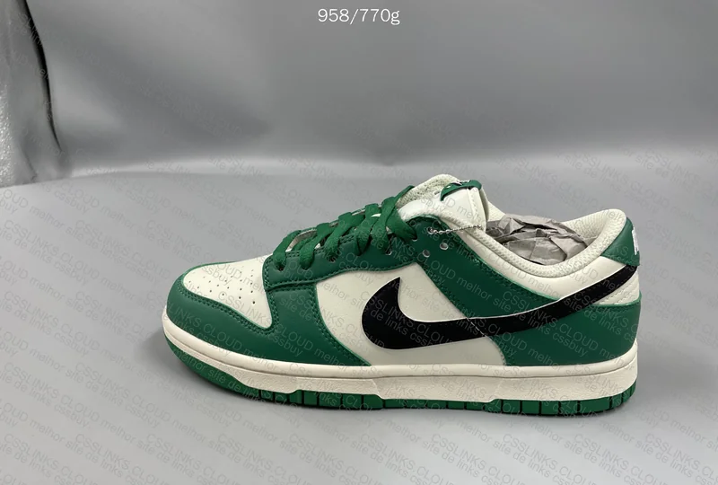 Dunk Lottery Green VT 7