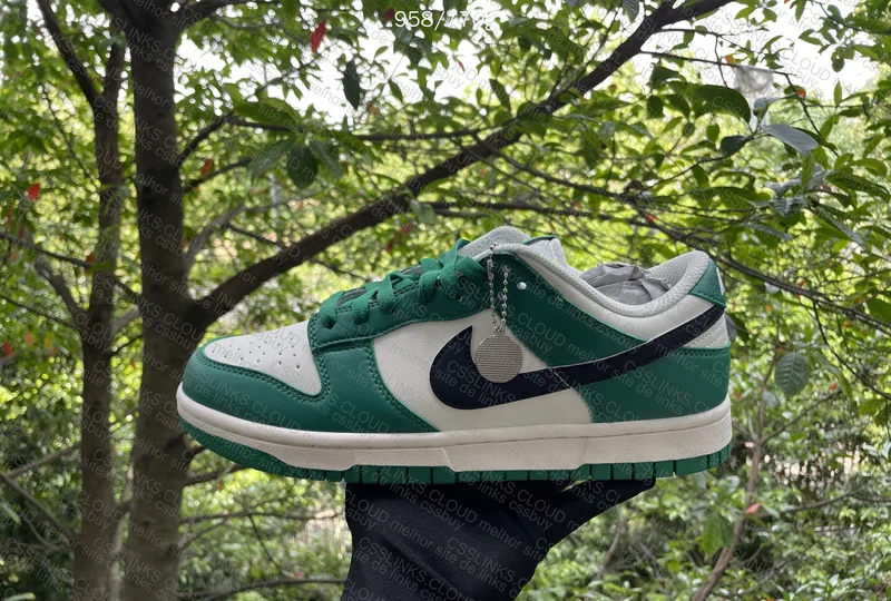 Dunk Lottery Green VT (Natural Light Photos) 3