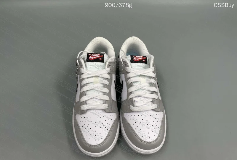Dunk lottery grey