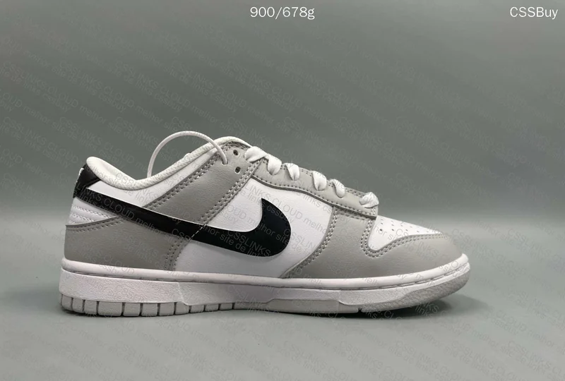 Dunk lottery grey 5