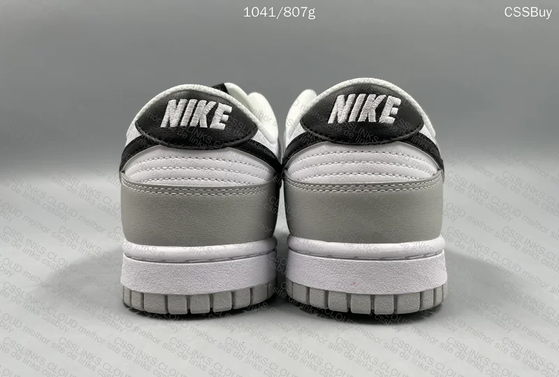 Dunk lottery grey 4