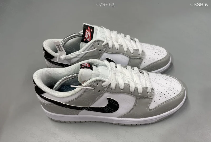 dunk lottery grey GL??