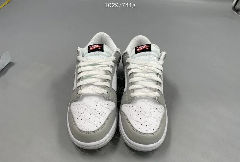 Dunk Lottery Grey VT 3